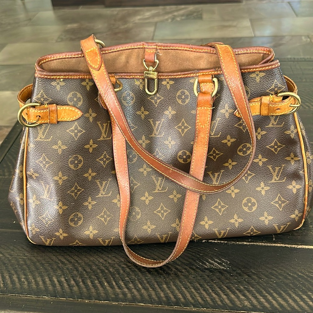 Louis Vuitton Batignolles Vintage LV Monogram Purse Authentic LV Batignolles